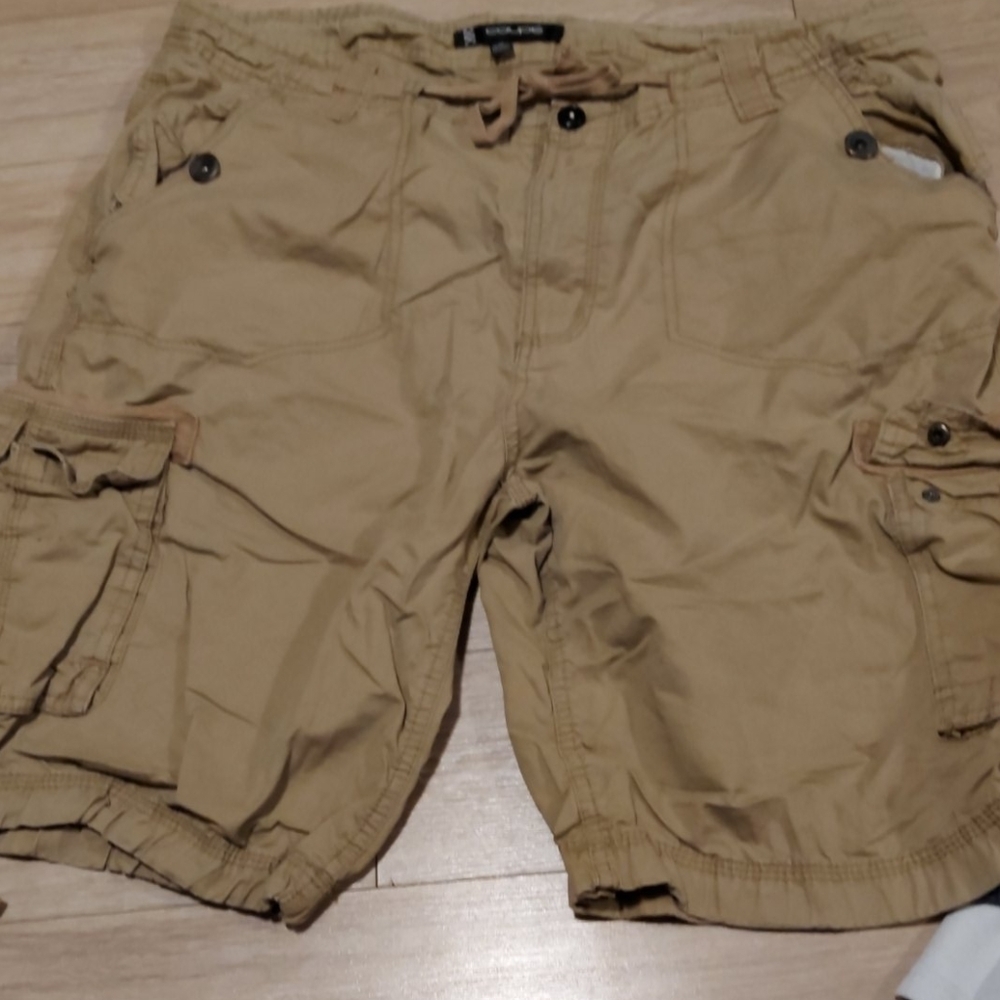 Coupe cargo shorts